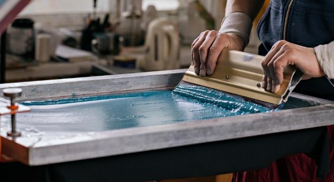Silk Screen Printing on Metal