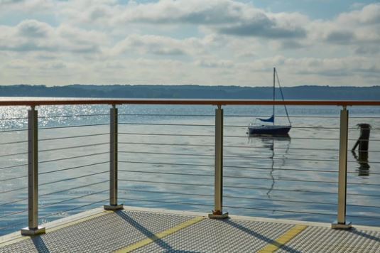 Stainless Steel Ship and Deck Rails